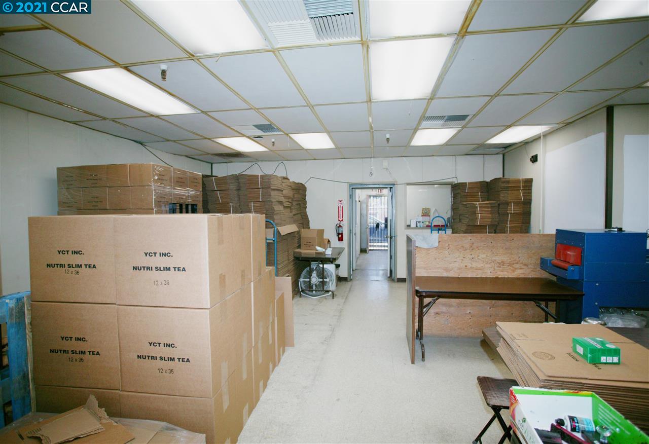 611 85TH AVE, OAKLAND, California 94621-2621, ,Comm Industrial For Sale,For Sale,85TH AVE,40965030
