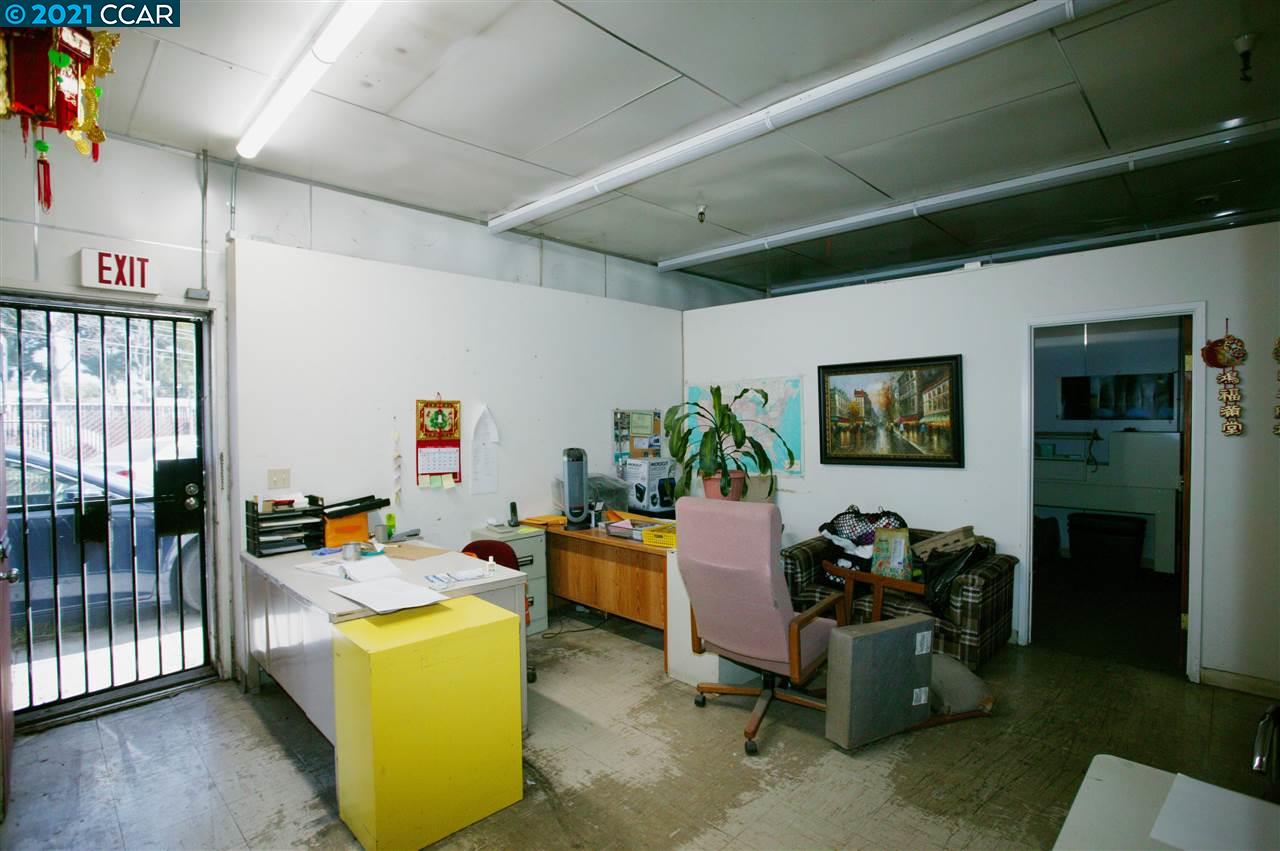 611 85TH AVE, OAKLAND, California 94621-2621, ,Comm Industrial For Sale,For Sale,85TH AVE,40965030
