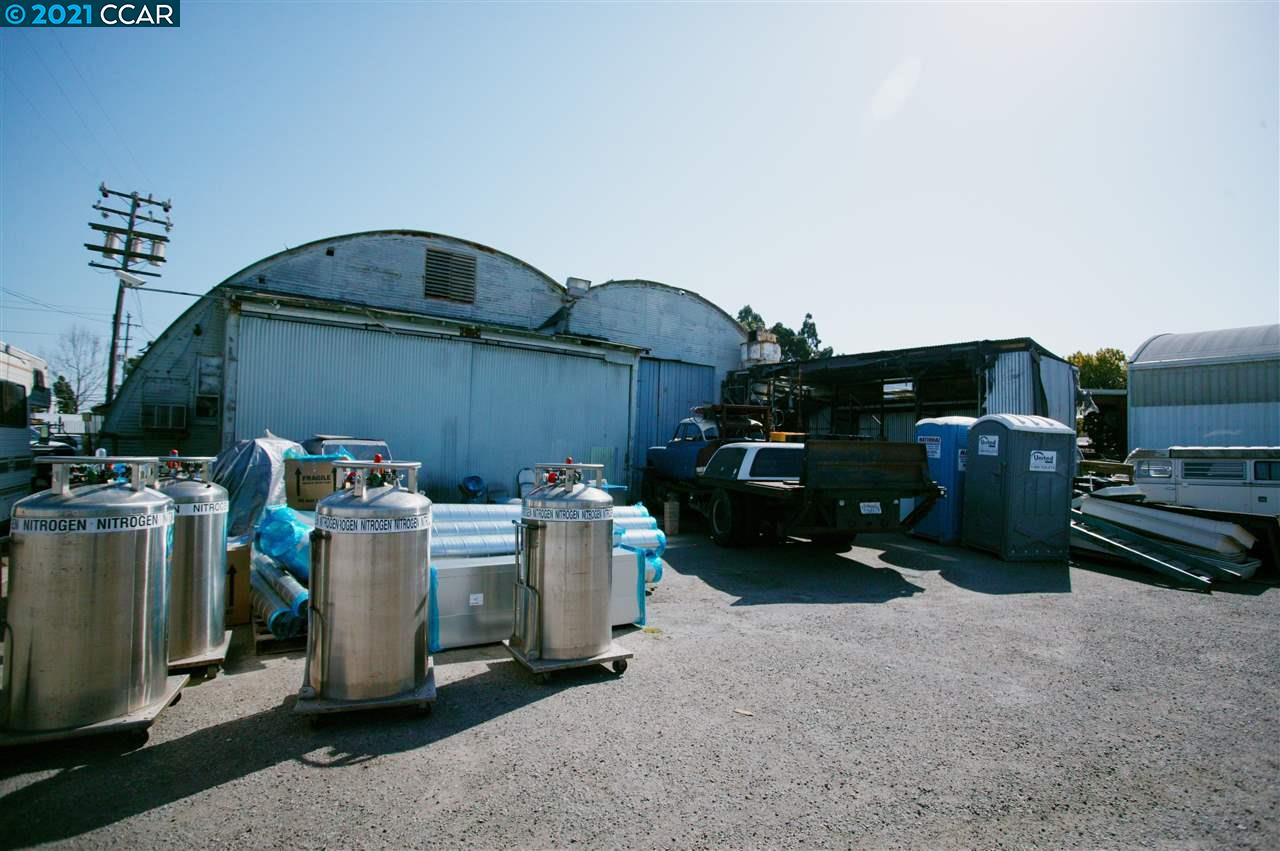 611 85TH AVE, OAKLAND, California 94621-2621, ,Comm Industrial For Sale,For Sale,85TH AVE,40965030