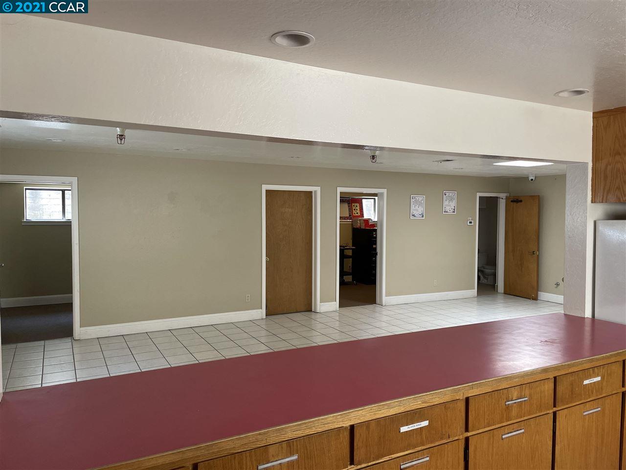 1469 San Pablo Ave, BERKELEY, California 94702, ,Comm Industrial For Sale,For Sale,San Pablo Ave,40965088