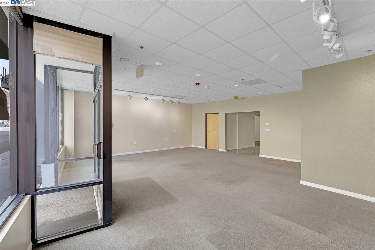 22392 Foothill Blvd., HAYWARD, California 94541, ,Comm Industrial For Lease,For Rent,Foothill Blvd.,40965091