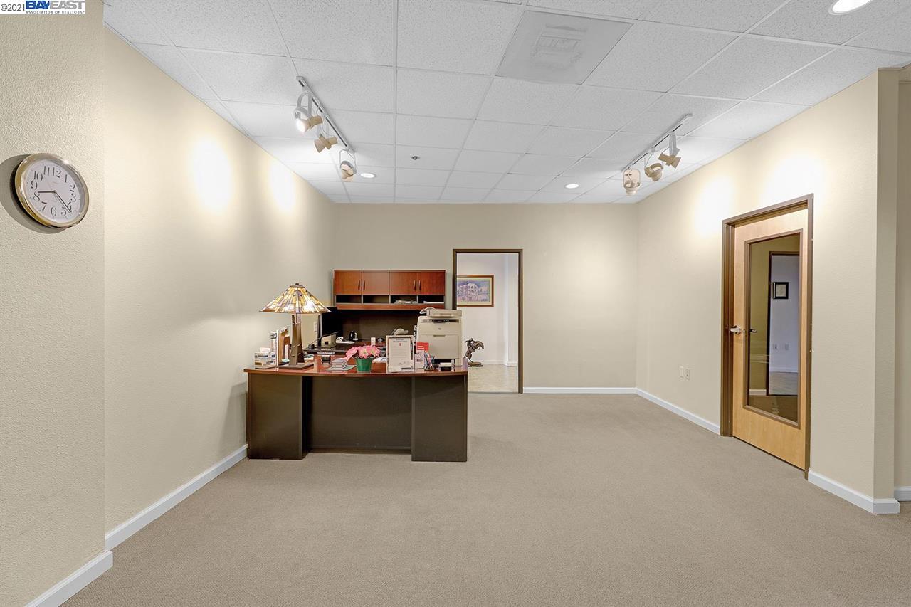 22392 Foothill Blvd., HAYWARD, California 94541, ,Comm Industrial For Lease,For Rent,Foothill Blvd.,40965091