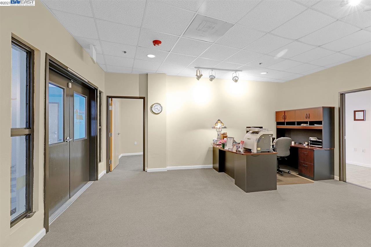 22392 Foothill Blvd., HAYWARD, California 94541, ,Comm Industrial For Lease,For Rent,Foothill Blvd.,40965091