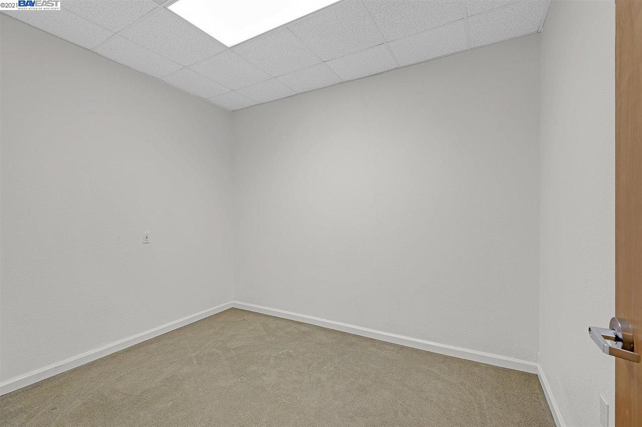 22392 Foothill Blvd., HAYWARD, California 94541, ,Comm Industrial For Lease,For Rent,Foothill Blvd.,40965091