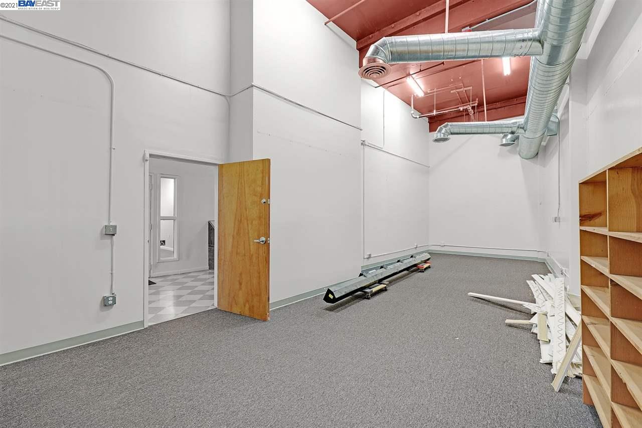 22392 Foothill Blvd., HAYWARD, California 94541, ,Comm Industrial For Lease,For Rent,Foothill Blvd.,40965091