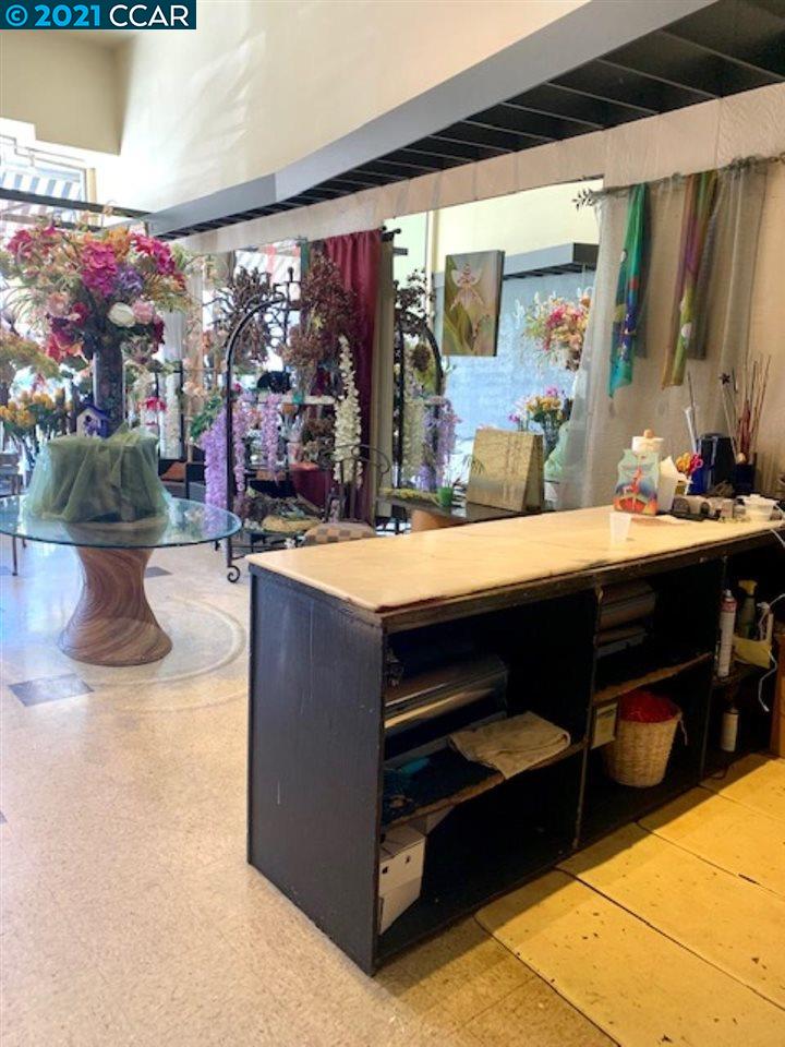 365 West Portal Ave., SAN FRANCISCO, California 94127, ,Comm Business Opportunity,For Sale,West Portal Ave.,40965123