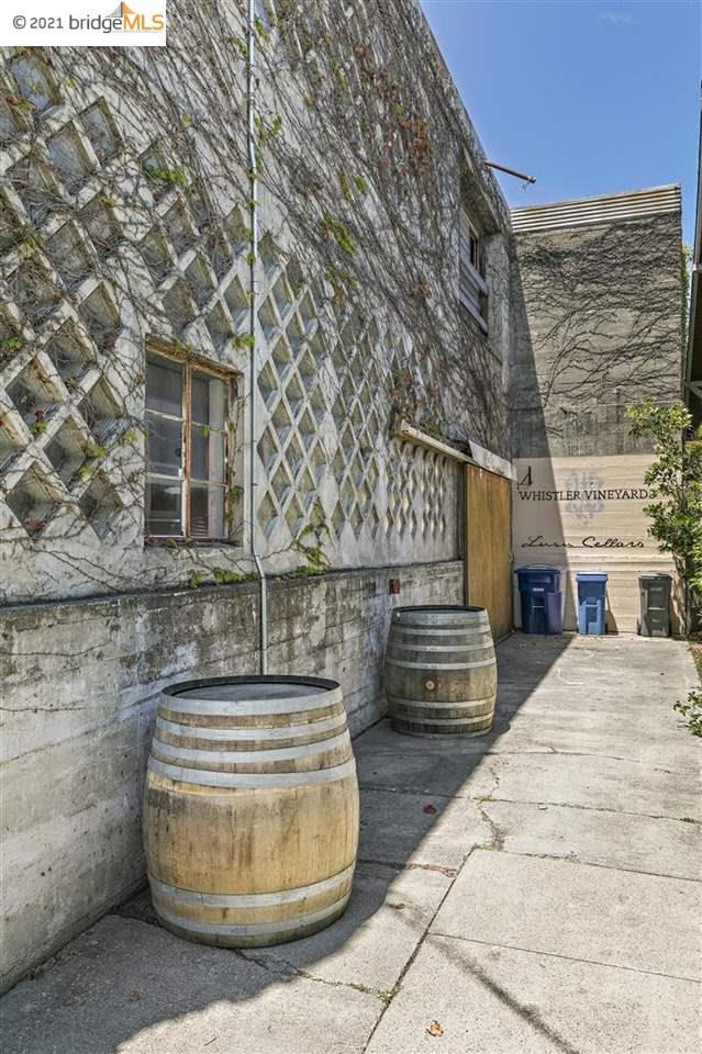 805 Camelia St, BERKELEY, California 94710, ,Comm Industrial For Sale,For Sale,Camelia St,40965143