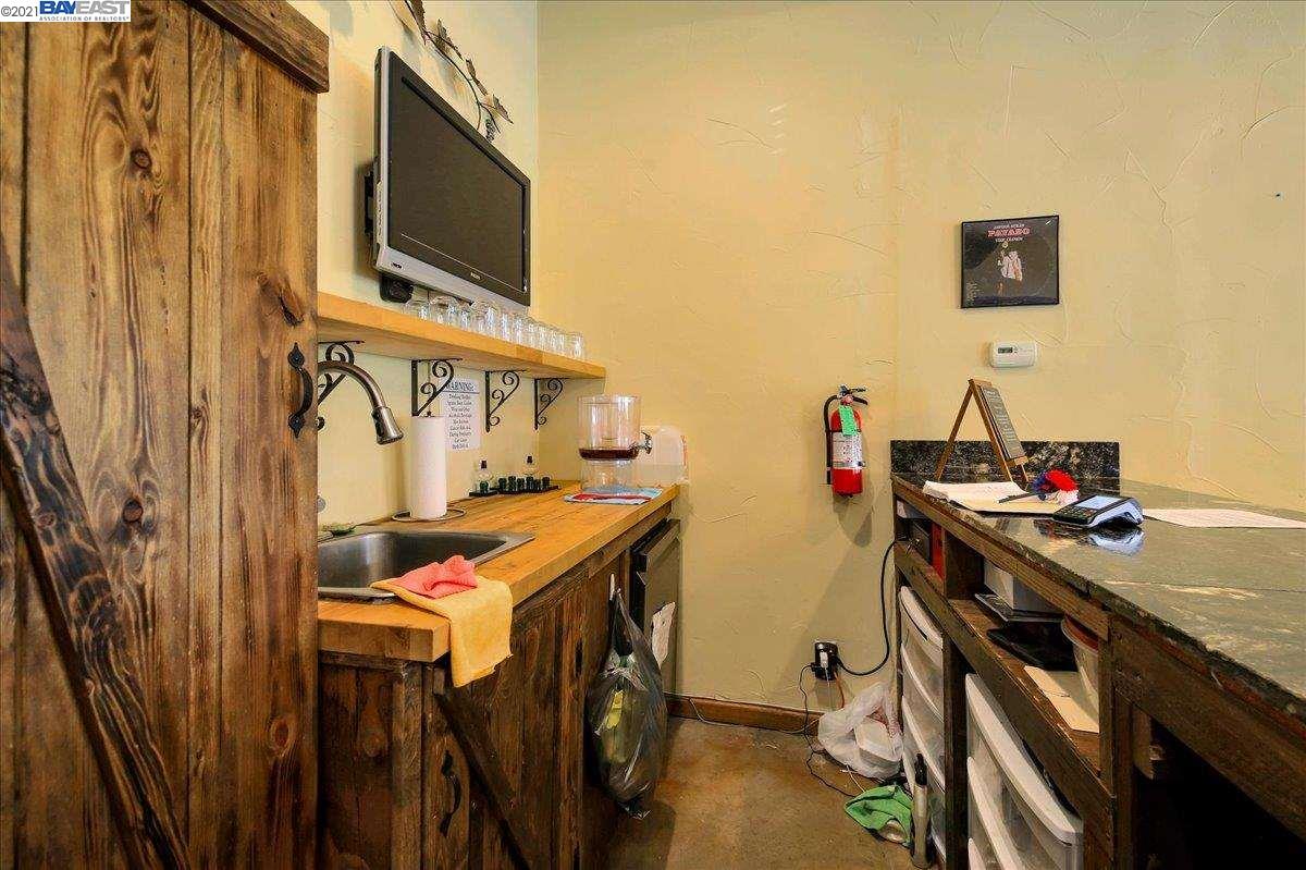 263 Main St Suite C, MURPHYS, California 95247, ,Comm Business Opportunity,For Sale,Main St Suite C,40965251