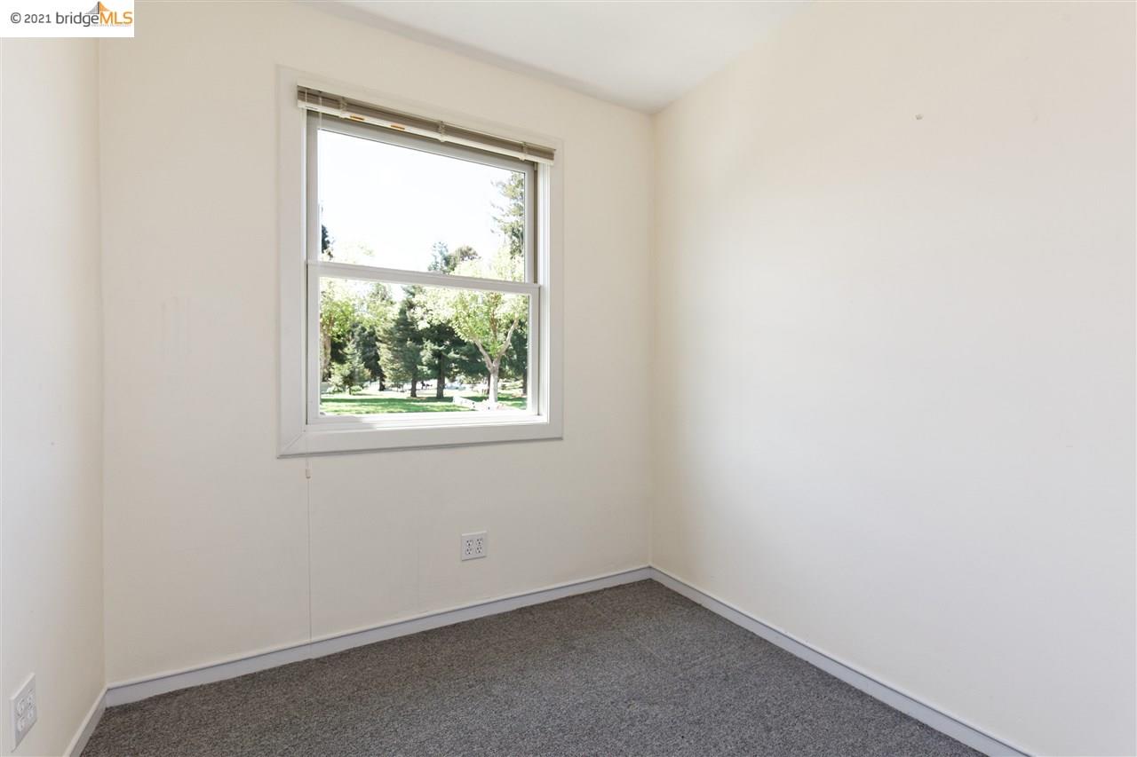 2931 Macdonald Ave, RICHMOND, California 94804, ,Comm Industrial For Sale,For Sale,Macdonald Ave,40965281