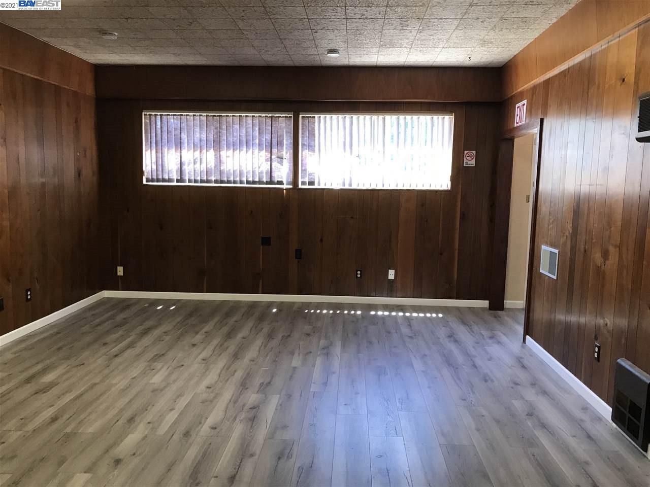 579 Macarthur Blvd, SAN LEANDRO, California 94577, ,Comm Industrial For Sale,For Sale,Macarthur Blvd,40965285