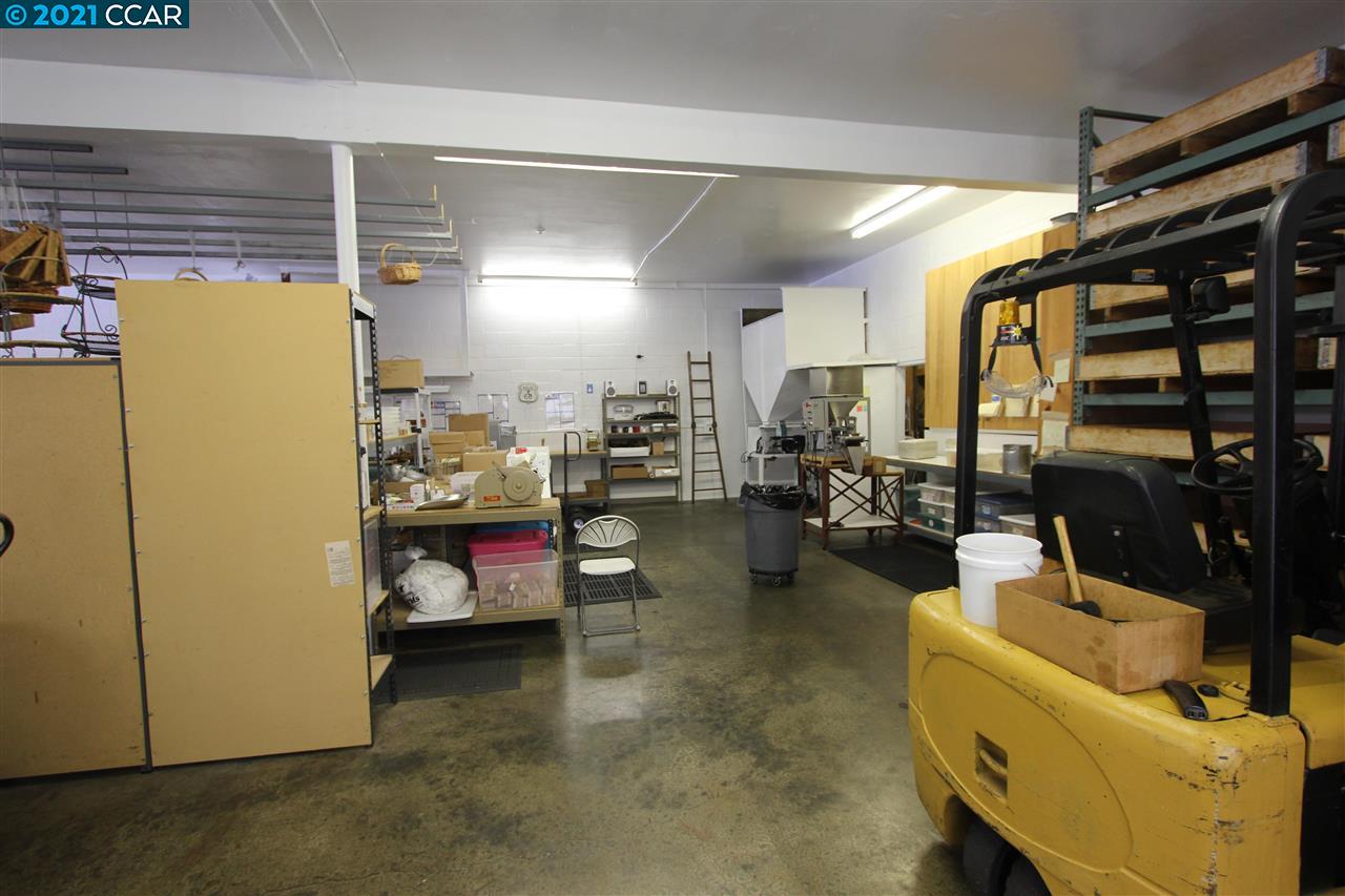 3477 Golden Gate Way, LAFAYETTE, California 94549, ,Comm Industrial For Sale,For Sale,Golden Gate Way,40965296