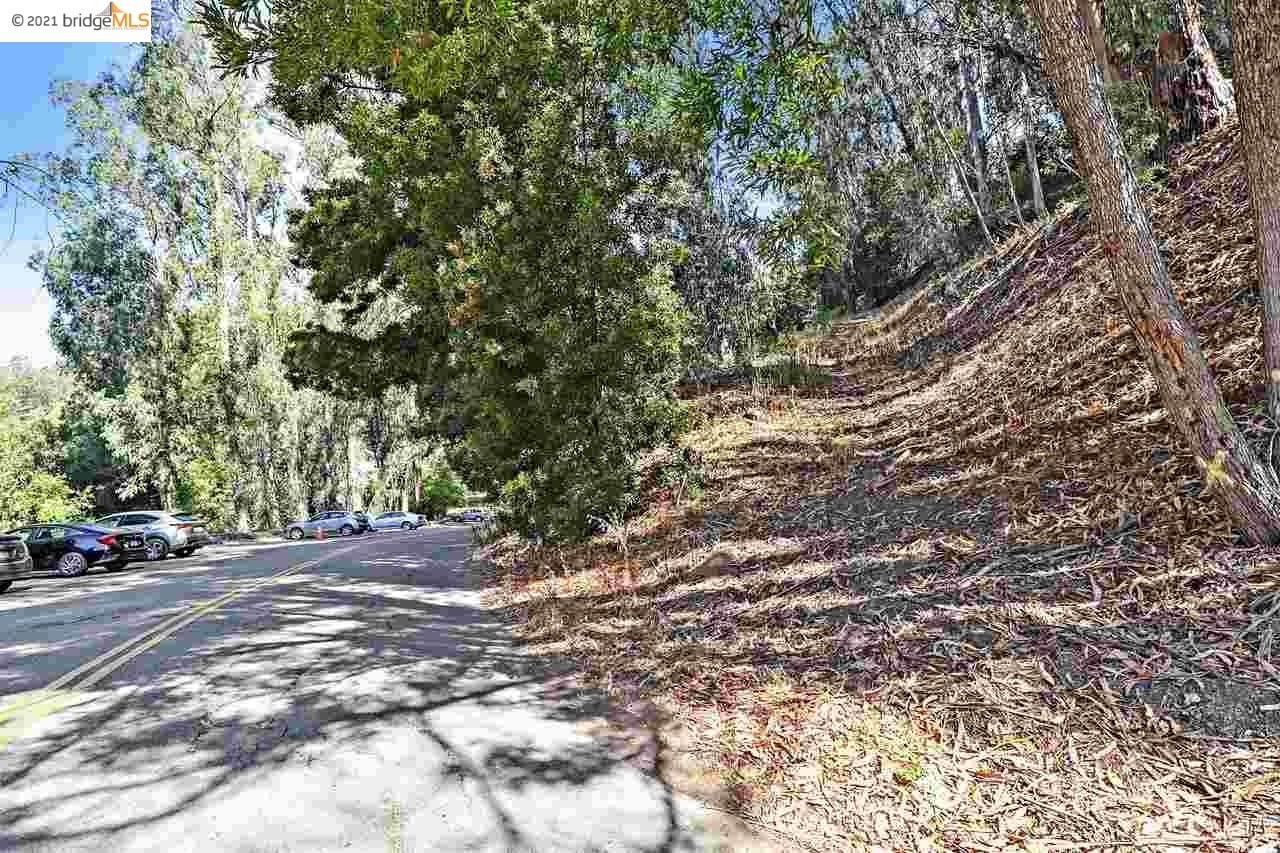 Thornhill Dr, OAKLAND, California 94611, ,Lots And Land,For Sale,Thornhill Dr,40965316