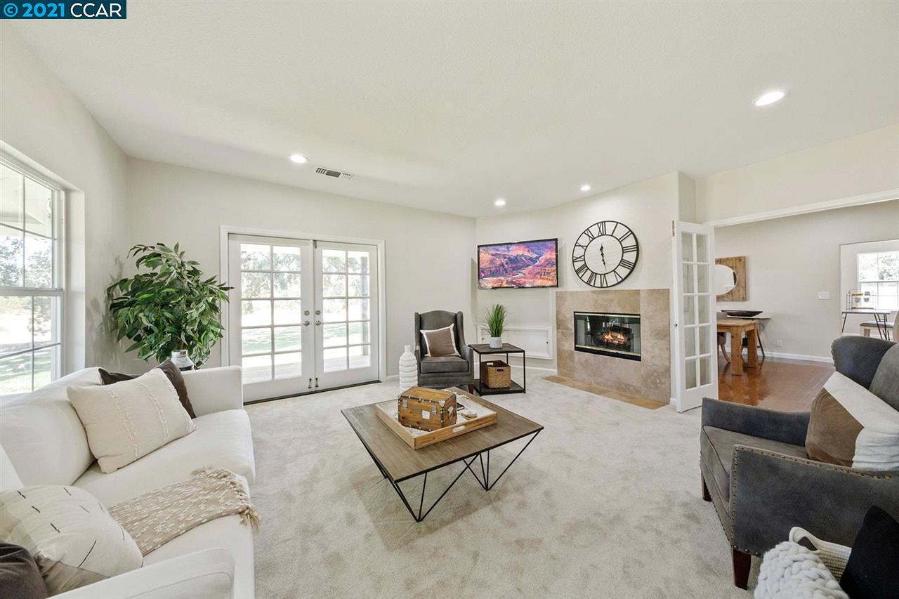 2878 B Mankas Corner Rd, FAIRFIELD, California 94534, ,Lots And Land,For Sale,Mankas Corner Rd,40975671