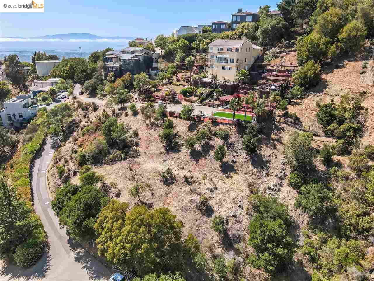 Besito lot#8, OAKLAND, California 94705, ,Lots And Land,For Sale,Besito lot#8,40965383
