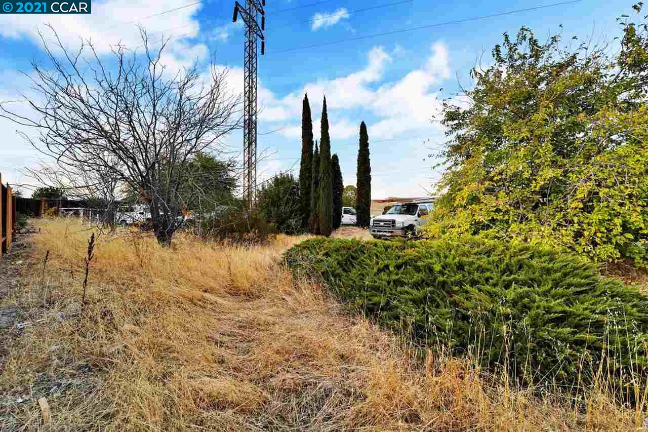 2102 Paige Ct, PITTSBURG, California 94565, ,Lots And Land,For Sale,Paige Ct,40965386