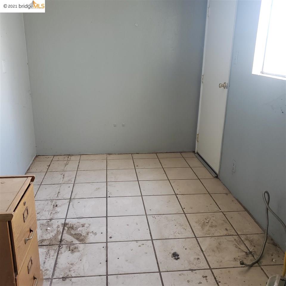 5401 Live Oak AVE, OAKLEY, California 94561, ,Comm Industrial For Sale,For Sale,Live Oak AVE,40965463