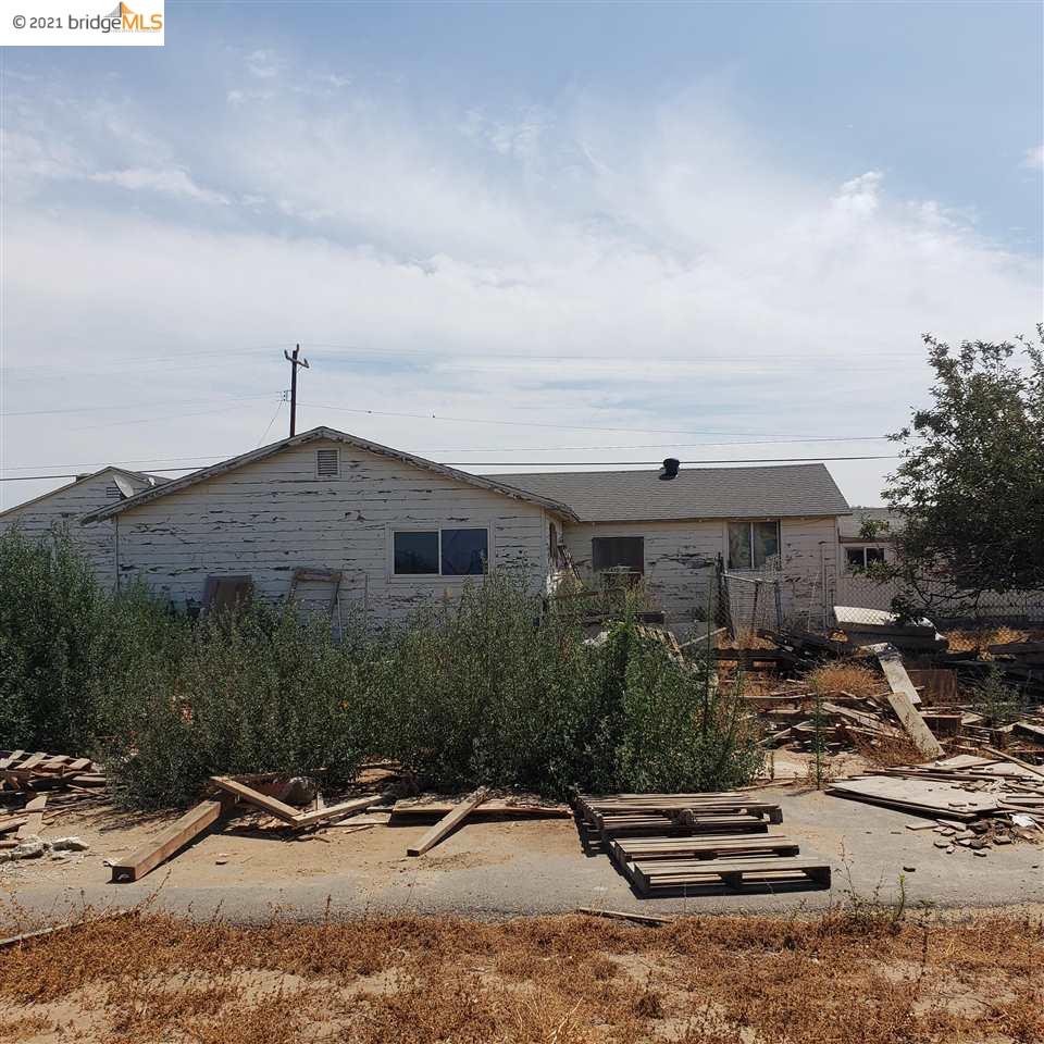 5401 Live Oak AVE, OAKLEY, California 94561, ,Comm Industrial For Sale,For Sale,Live Oak AVE,40965463