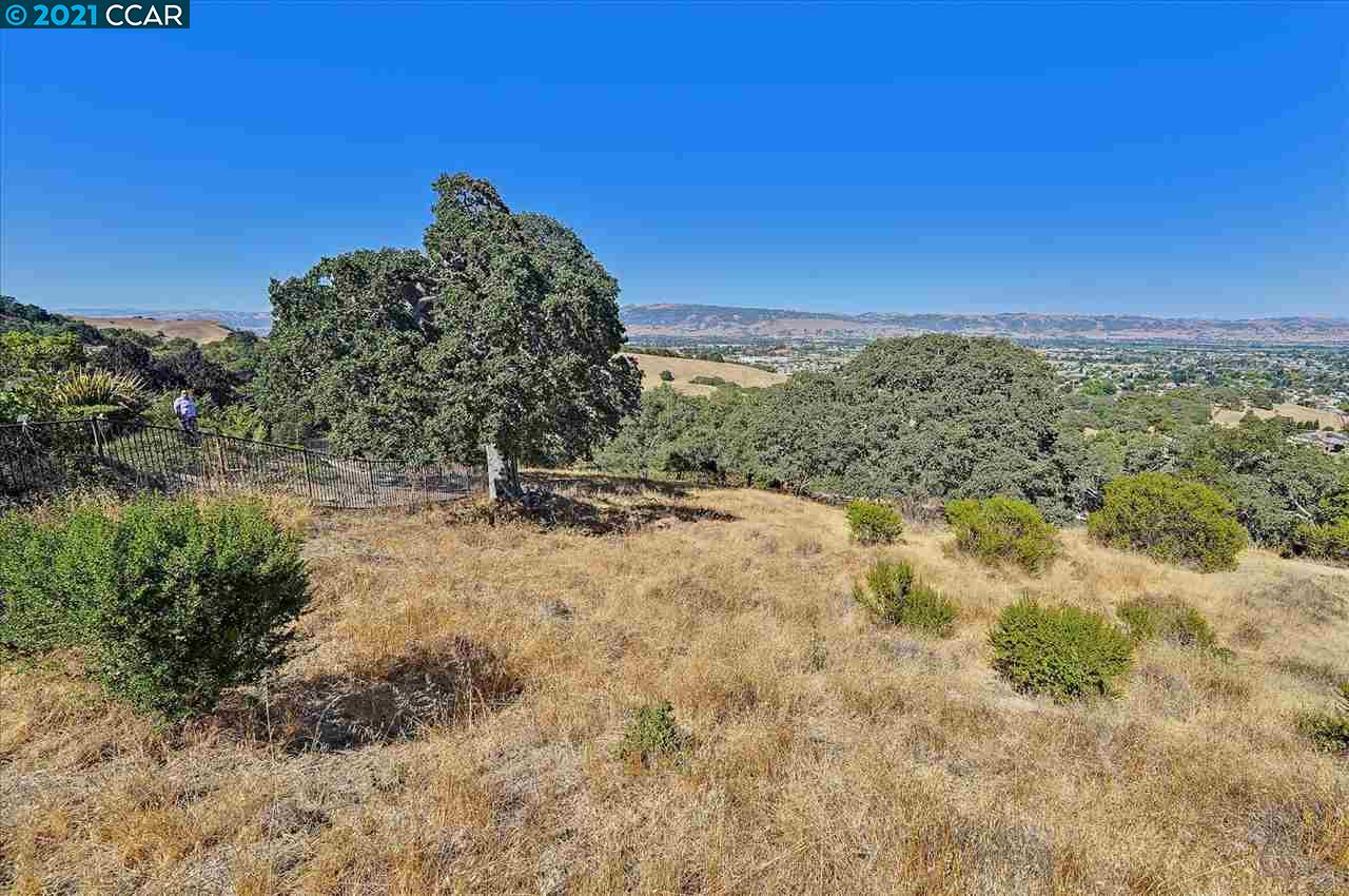 2291 Banyon Ct, GILROY, California 95020, ,Lots And Land,For Sale,Banyon Ct,40965472