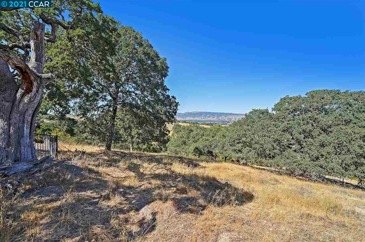 2291 Banyon Ct, GILROY, California 95020, ,Lots And Land,For Sale,Banyon Ct,40965472