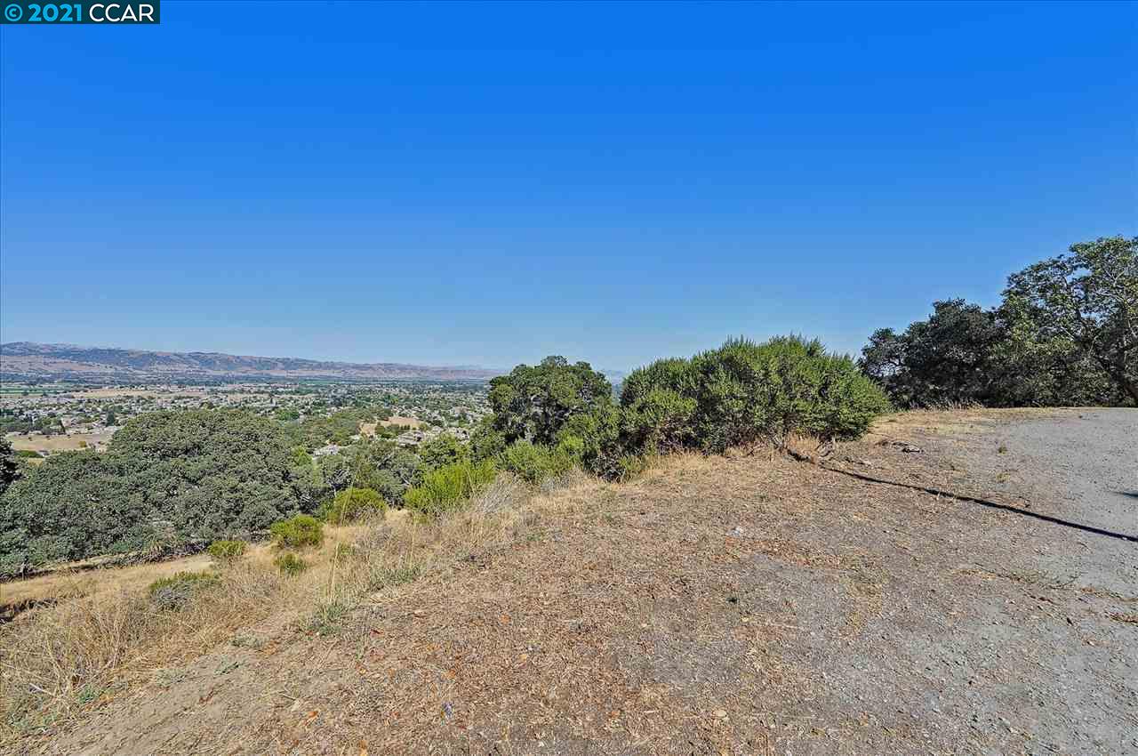 2291 Banyon Ct, GILROY, California 95020, ,Lots And Land,For Sale,Banyon Ct,40965472