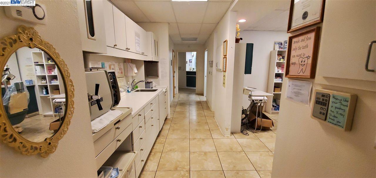 2250 Gladstone #4, PITTSBURG, California 94565-0000, ,Comm Industrial For Sale,For Sale,Gladstone #4,40965492