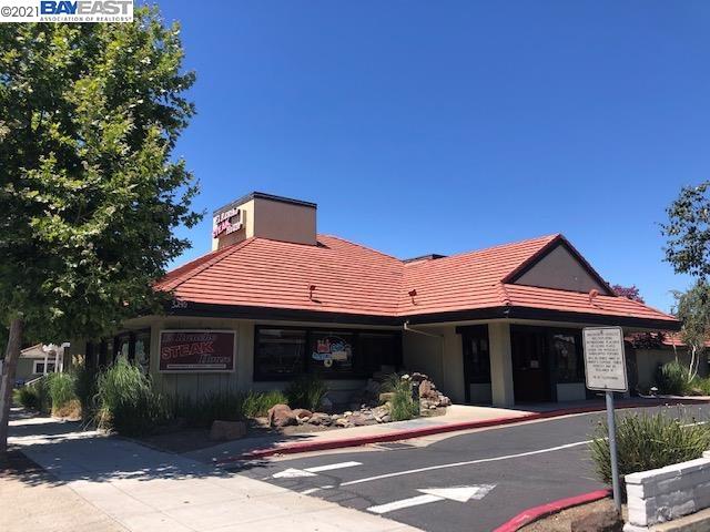 3234 Castro Valley Blvd, CASTRO VALLEY, California 94546, ,Comm Industrial For Sale,For Sale,Castro Valley Blvd,40965549