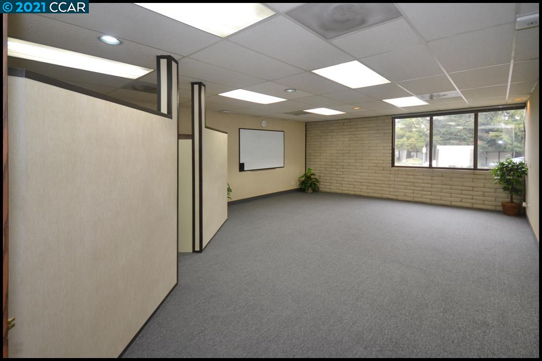 19845 Lake Chabot Rd, CASTRO VALLEY, California 94546, ,Comm Industrial For Lease,For Rent,Lake Chabot Rd,40965580
