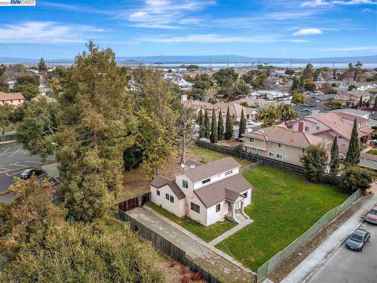 855 Runnymede, EAST PALO ALTO, California 94303-1735, ,Lots And Land,For Sale,Runnymede,40965619