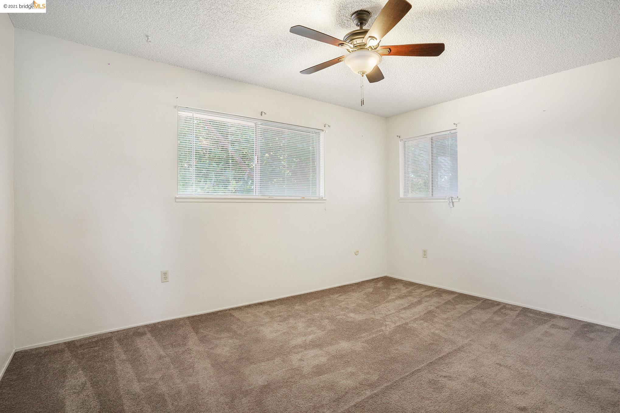 15565 Tracy St, SAN LORENZO, California 94580, ,Comm Ri Multi-units 5+,For Sale,Tracy St,40963928