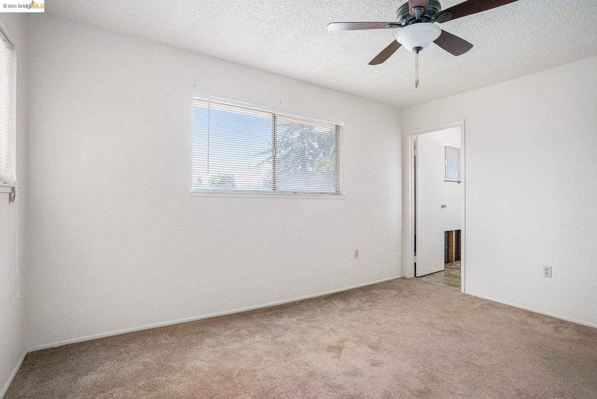 15565 Tracy St, SAN LORENZO, California 94580, ,Comm Ri Multi-units 5+,For Sale,Tracy St,40963928