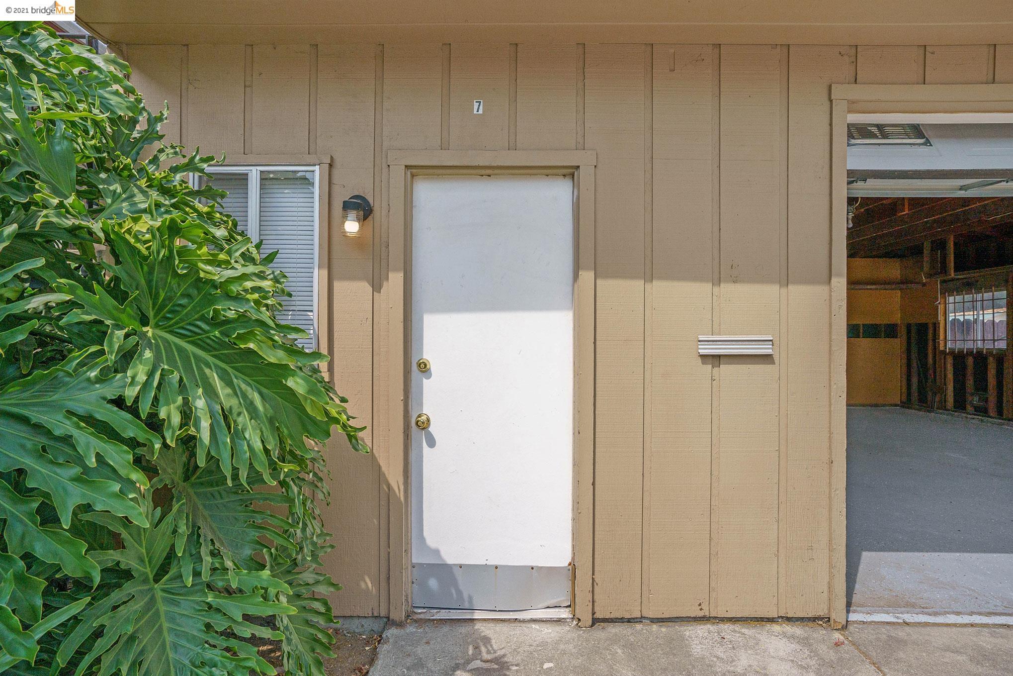 15565 Tracy St, SAN LORENZO, California 94580, ,Comm Ri Multi-units 5+,For Sale,Tracy St,40963928