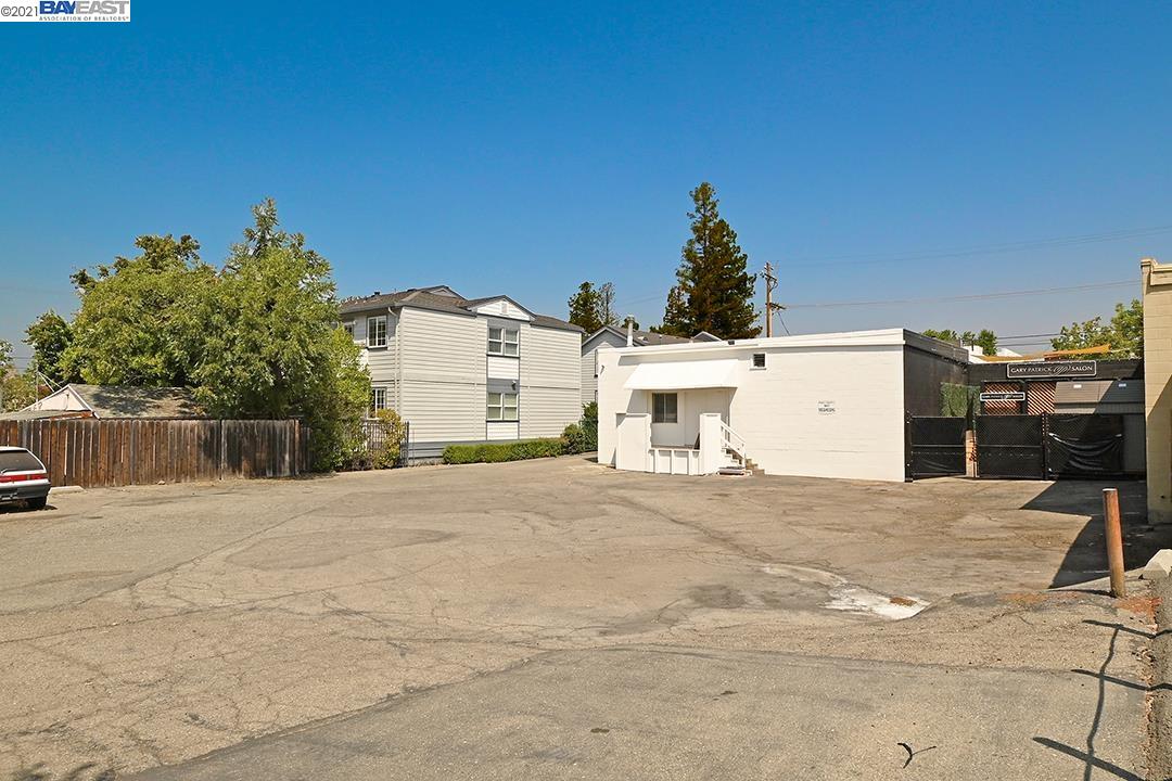 126 Spring St, PLEASANTON, California 94566, ,Comm Industrial For Sale,For Sale,Spring St,40965729