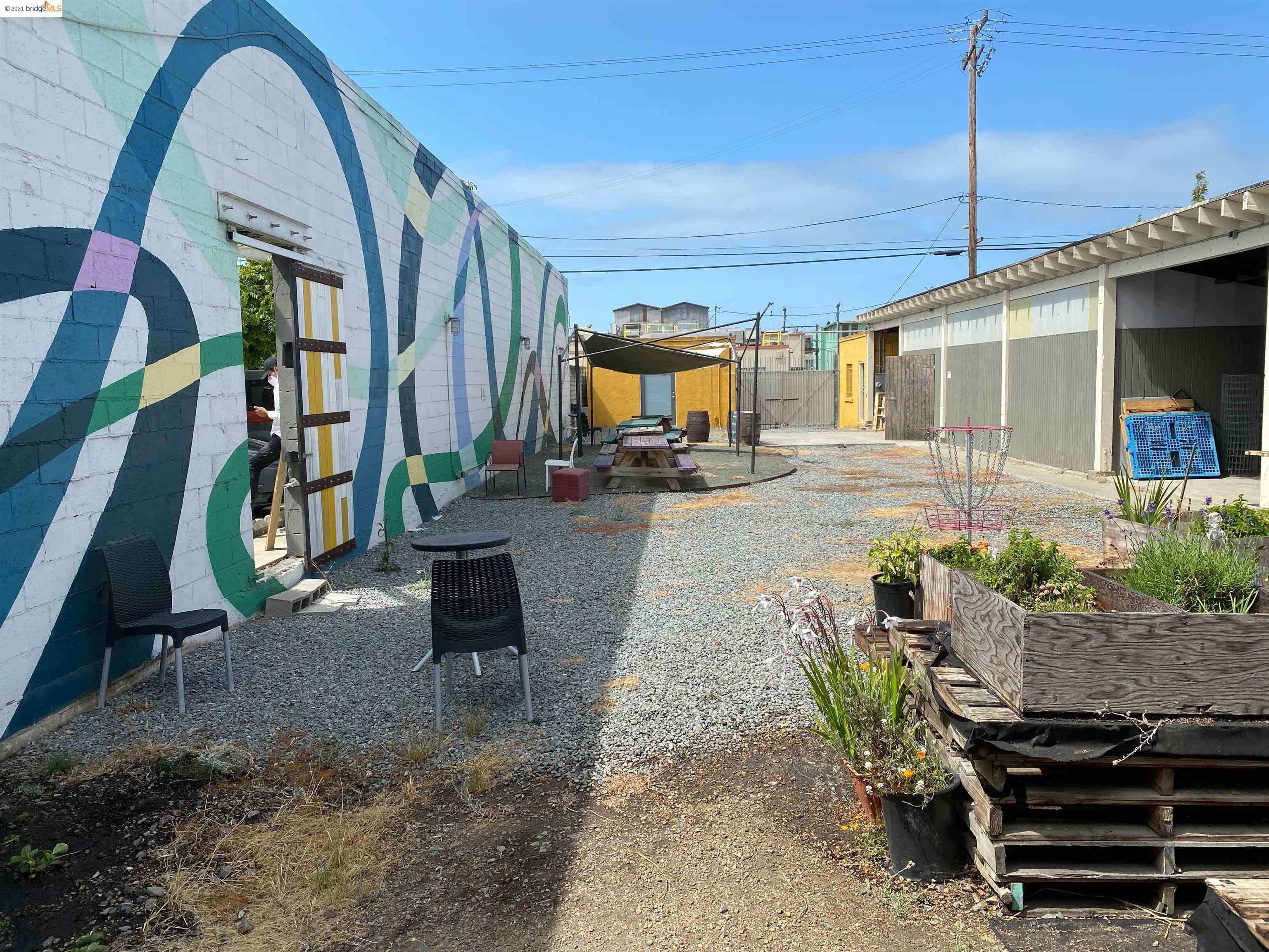 2629 7th Street, BERKELEY, California 94710, ,Comm Industrial For Lease,For Rent,7th Street,40965737