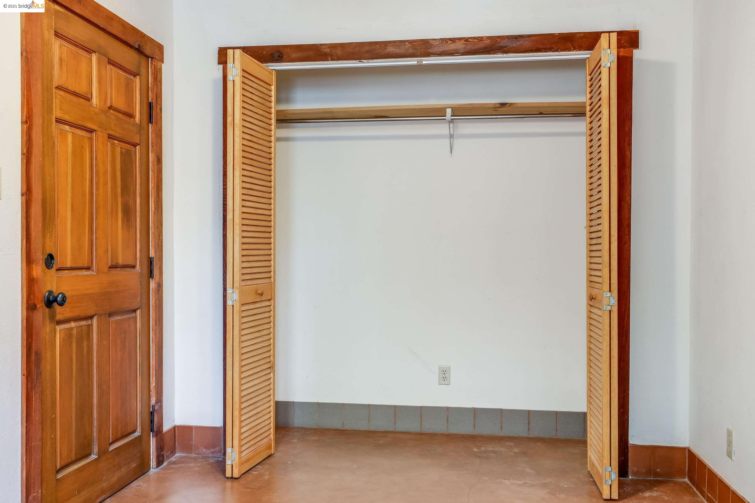 4154 Park Blvd, OAKLAND, California 94602, ,Comm Ri Multi-units 5+,For Sale,Park Blvd,40965268