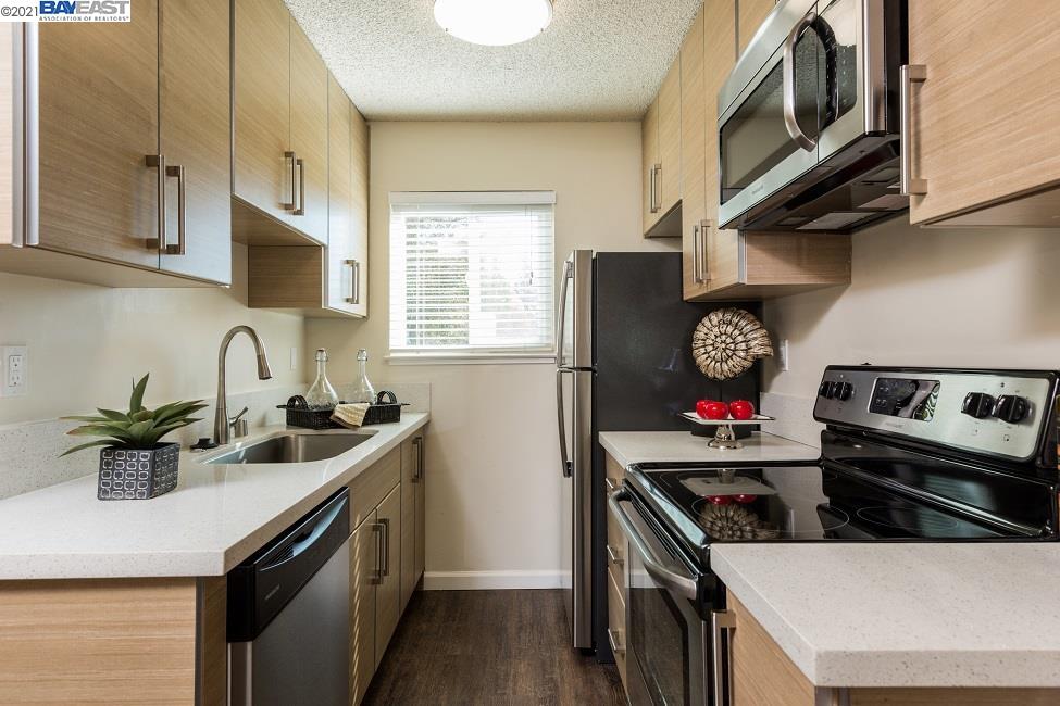1414 Oakland Blvd, WALNUT CREEK, California 94596, ,Comm Ri Multi-units 5+,For Sale,Oakland Blvd,40965460
