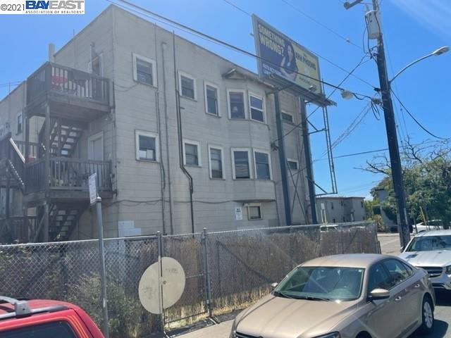 5688 Telegraph, OAKLAND, California 94609, ,Comm Ri Multi-units 5+,For Sale,Telegraph,40965911