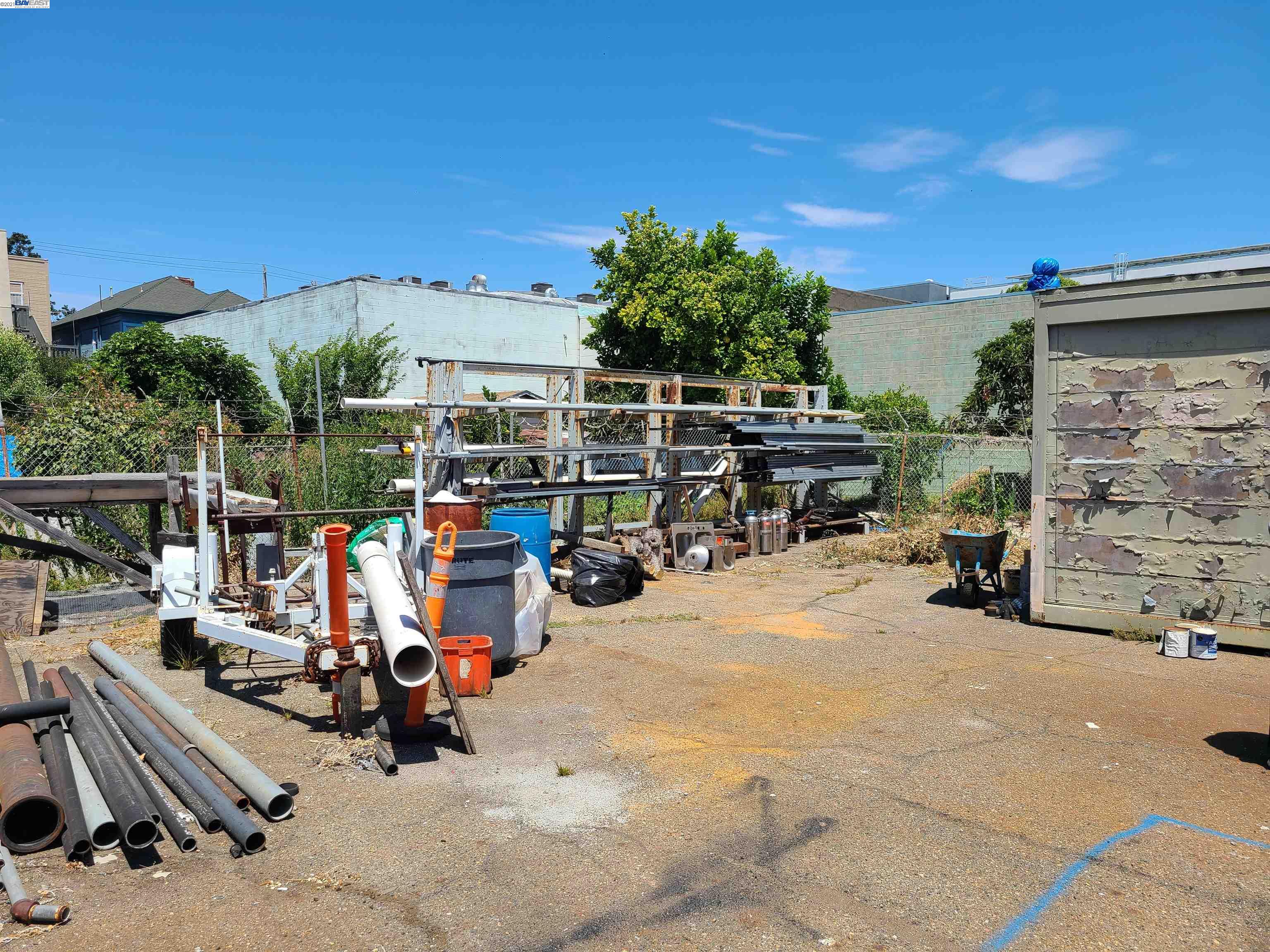 1025 8Th Ave, OAKLAND, California 94606, ,Comm Industrial For Sale,For Sale,8Th Ave,40965987
