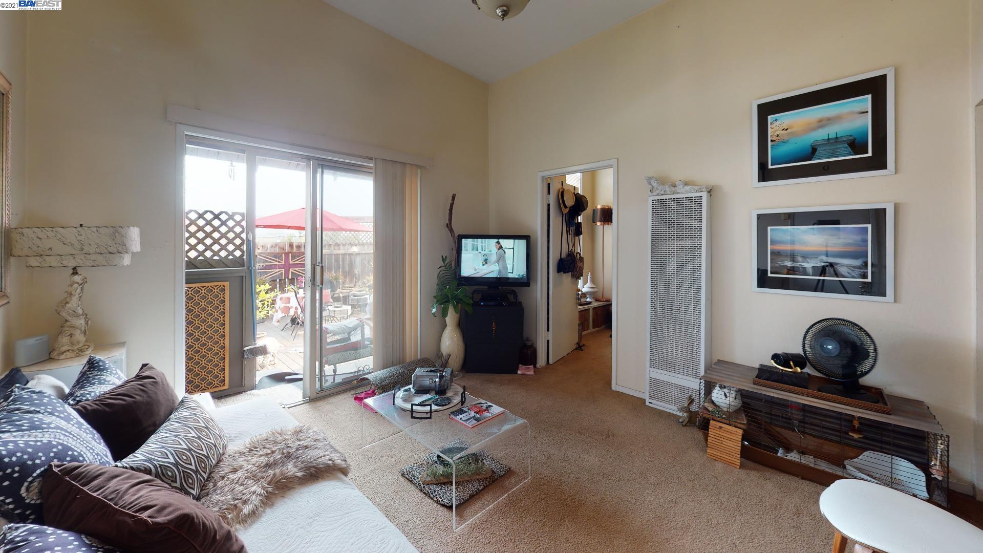 2313 Santa Clara Ave, ALAMEDA, California 94501, ,Comm Ri Multi-units 5+,For Sale,Santa Clara Ave,40966053