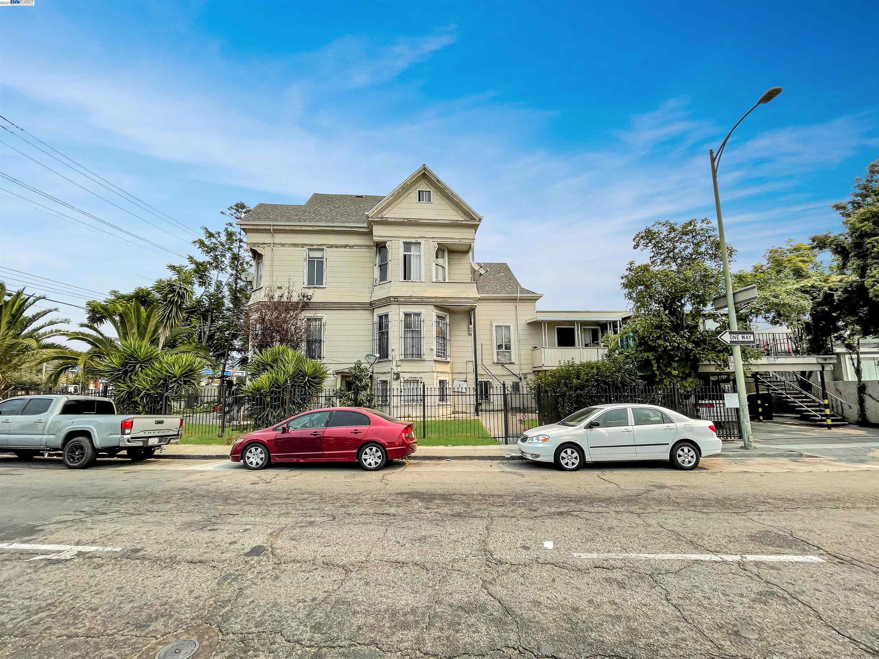 1718 High St, OAKLAND, California 94601, ,Comm Ri Multi-units 5+,For Sale,High St,40966078