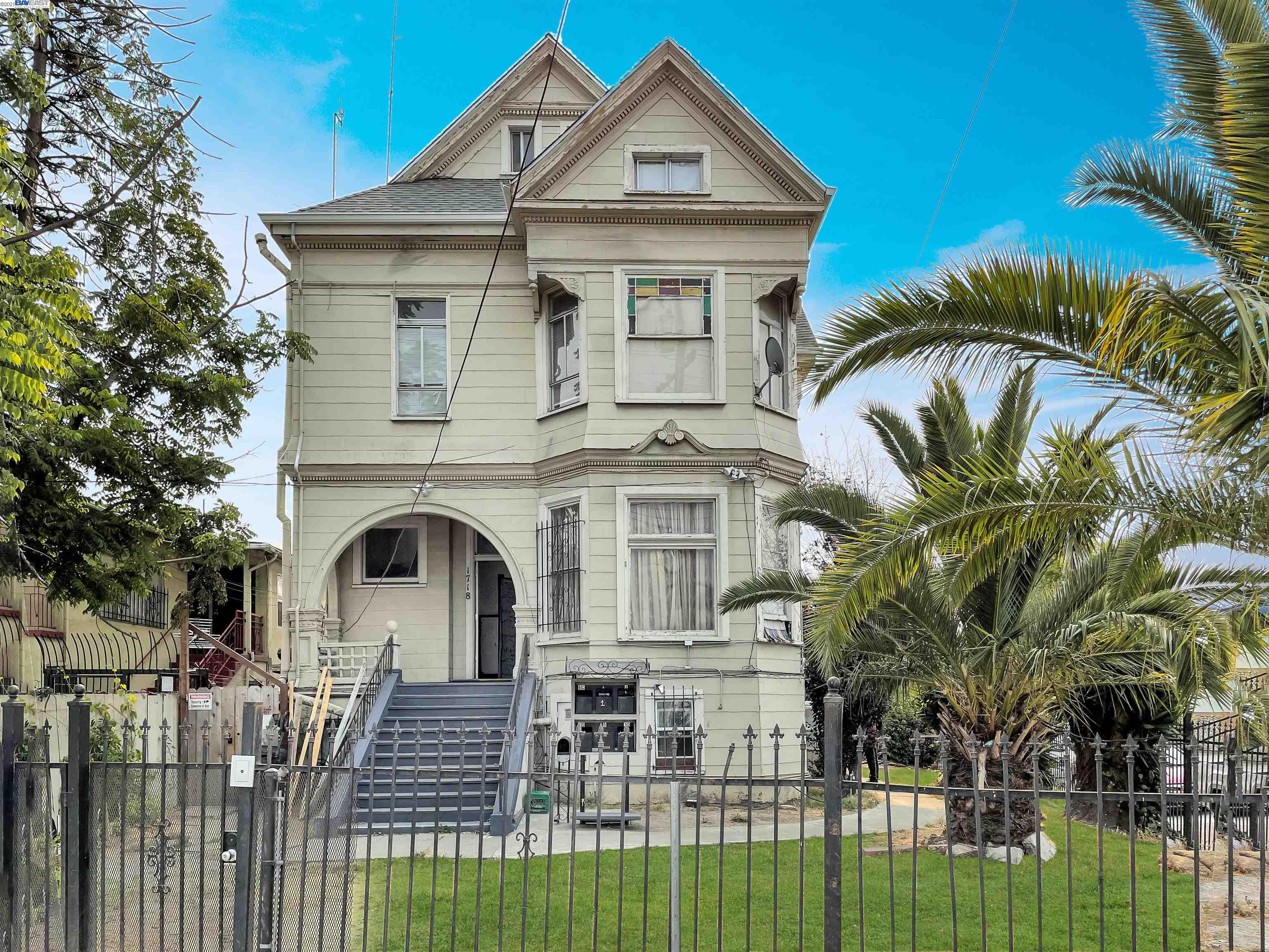 1718 High St, OAKLAND, California 94601, ,Comm Ri Multi-units 5+,For Sale,High St,40966078