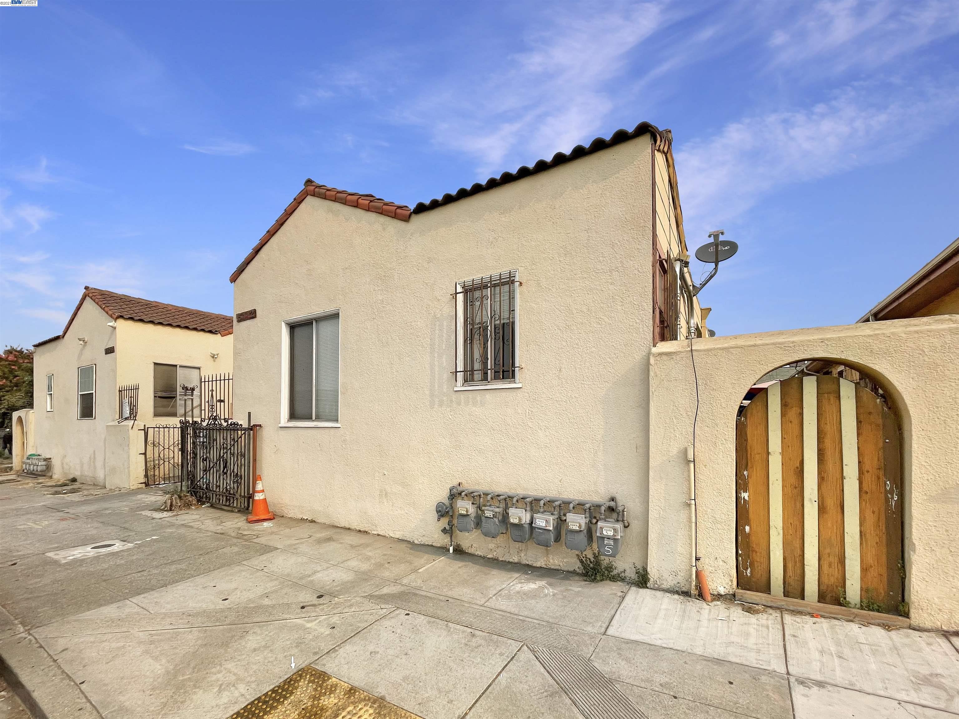 5106 5112 Bancroft Ave, OAKLAND, California 94601, ,Comm Ri Multi-units 5+,For Sale,5112 Bancroft Ave,40966101
