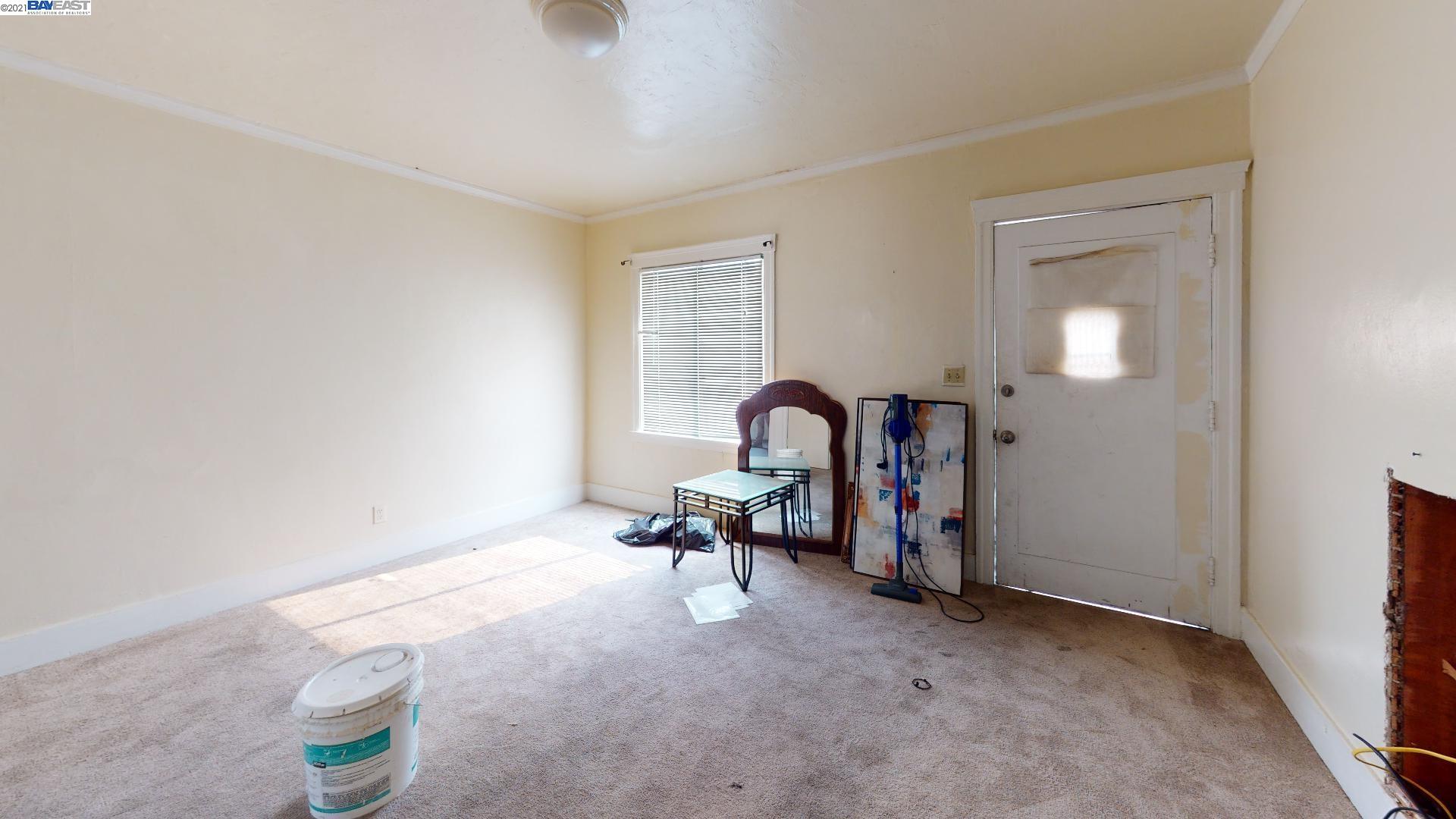 5106 5112 Bancroft Ave, OAKLAND, California 94601, ,Comm Ri Multi-units 5+,For Sale,5112 Bancroft Ave,40966101