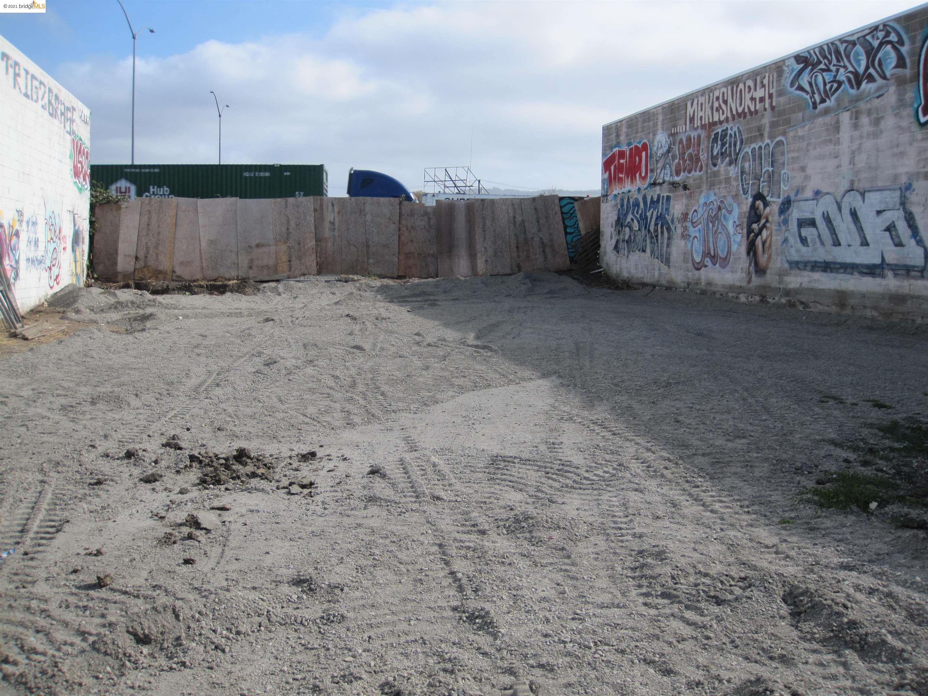 2754 7Th St, OAKLAND, California 94601, ,Lots And Land,For Sale,7Th St,40965994