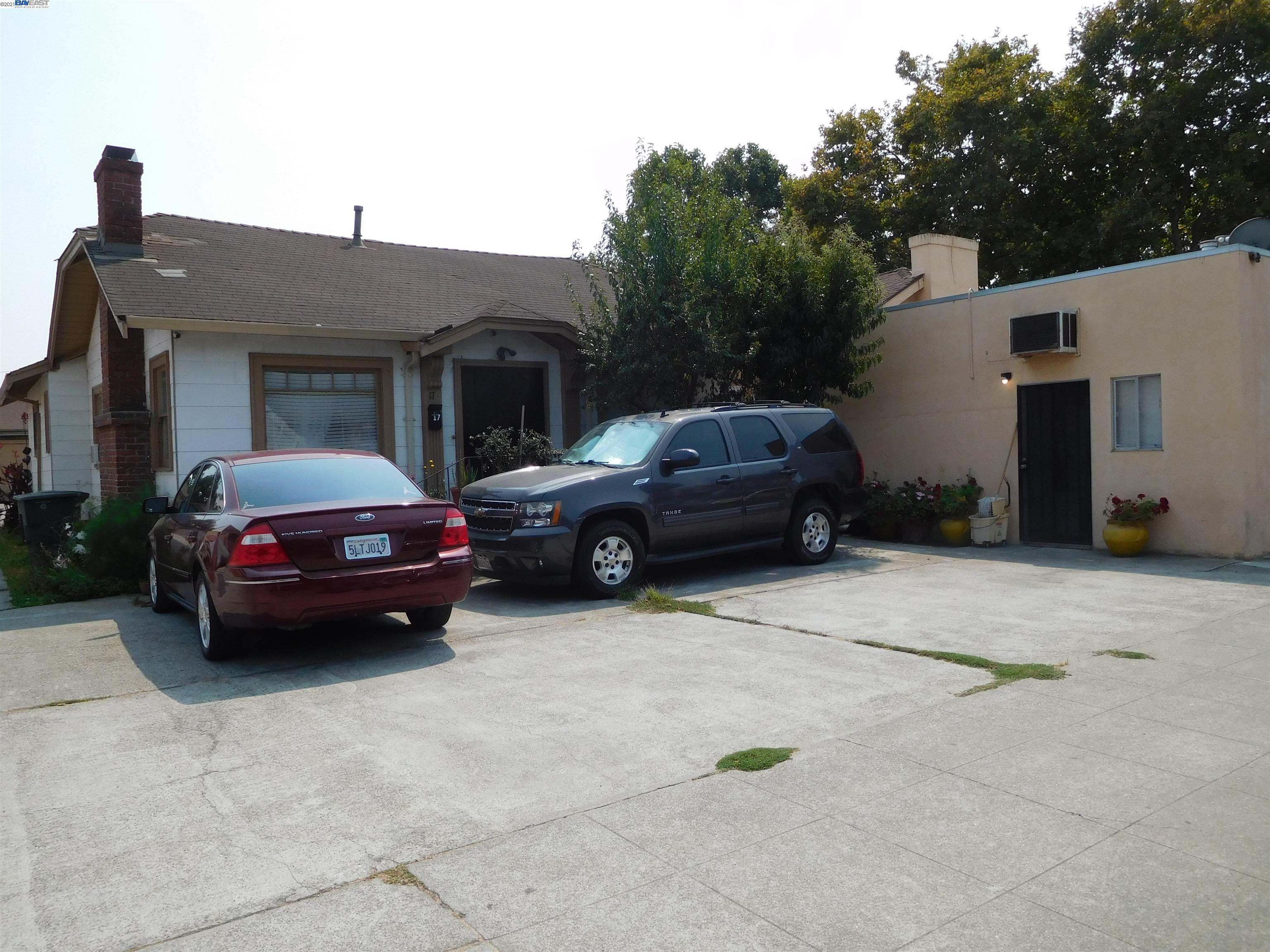 300-20 East14th, SAN LEANDRO, California 94577-1808, ,Comm Industrial For Sale,For Sale,East14th,40966267