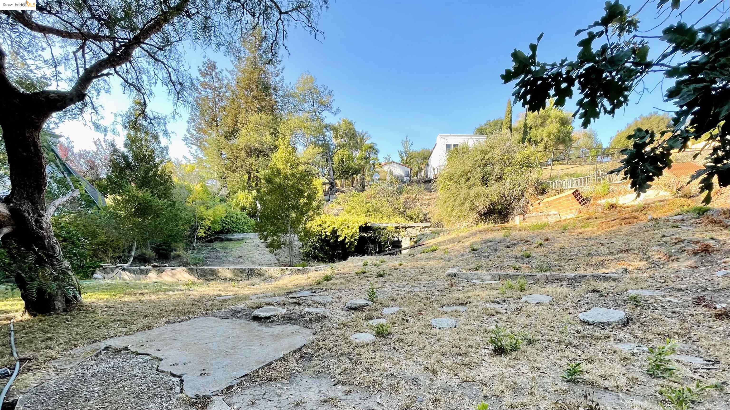 5960 Romany Rd, OAKLAND, California 94618, ,Lots And Land,For Sale,Romany Rd,40967475