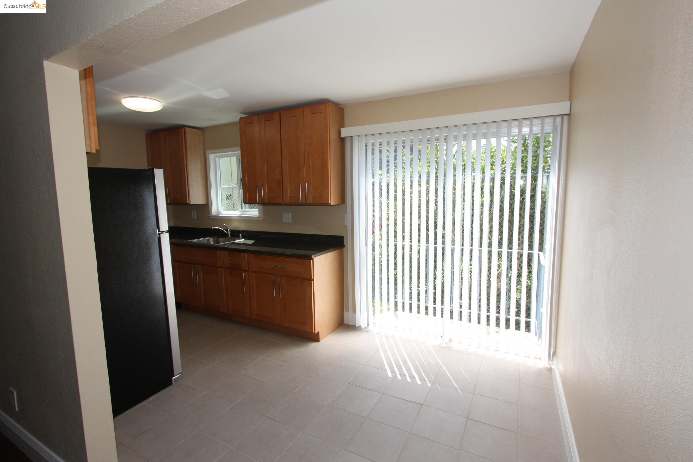 3809 Maybelle Avenue, OAKLAND, California 94619-2136, ,Comm Ri Multi-units 5+,For Sale,Maybelle Avenue,40967171