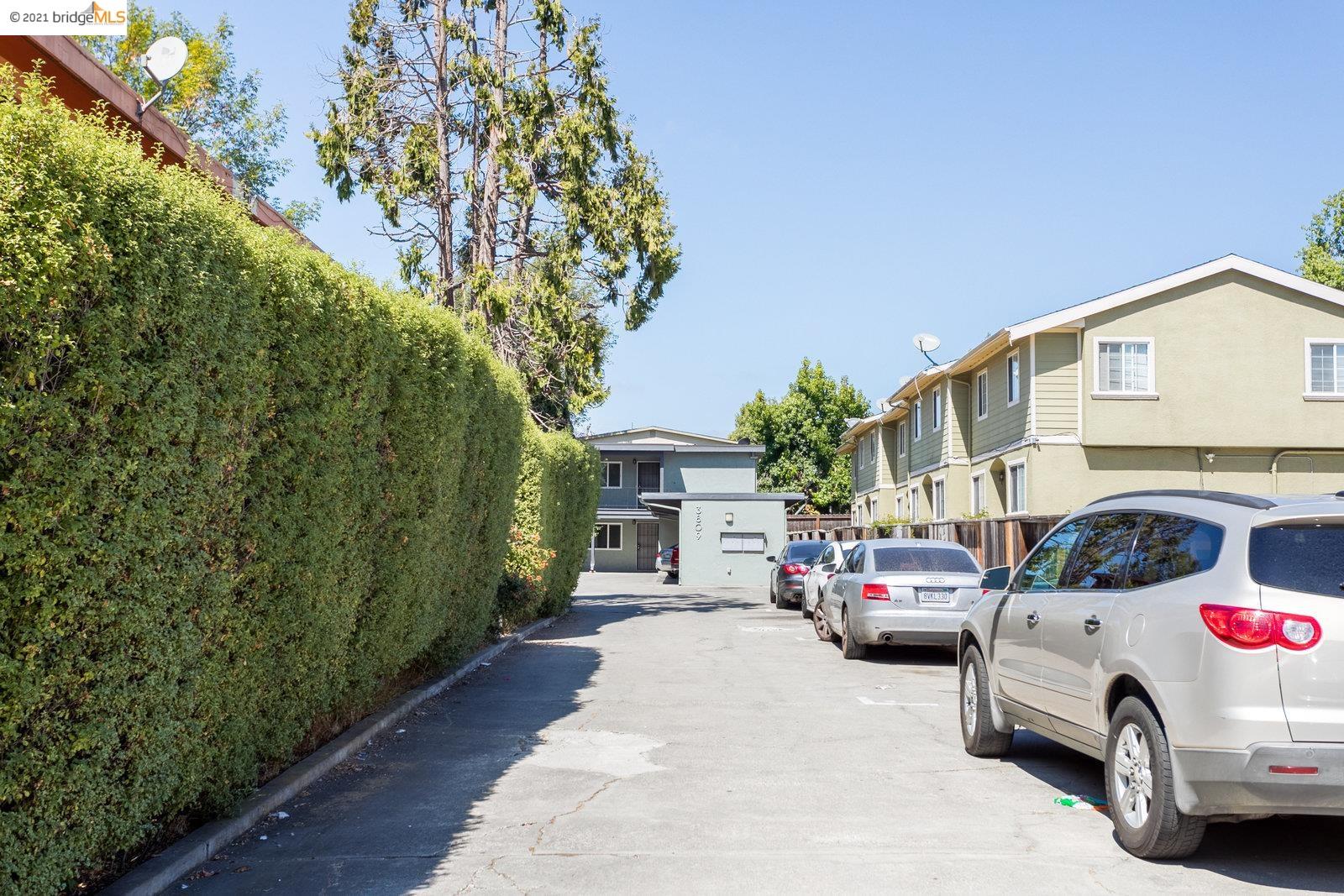 3809 Maybelle Avenue, OAKLAND, California 94619-2136, ,Comm Ri Multi-units 5+,For Sale,Maybelle Avenue,40967171
