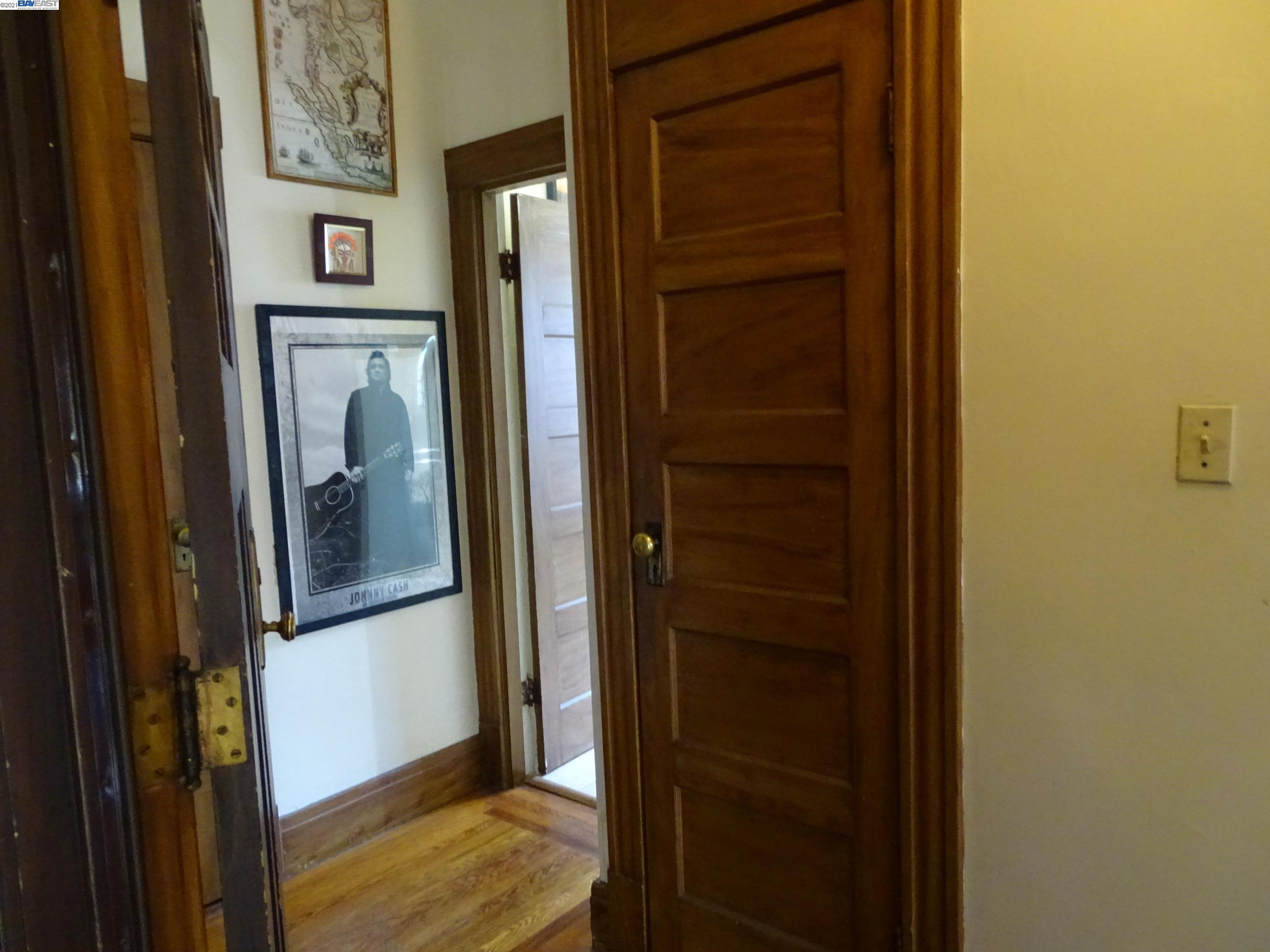 2121 Santa Clara Ave, ALAMEDA, California 94501, ,Comm Ri Multi-units 5+,For Sale,Santa Clara Ave,40967290