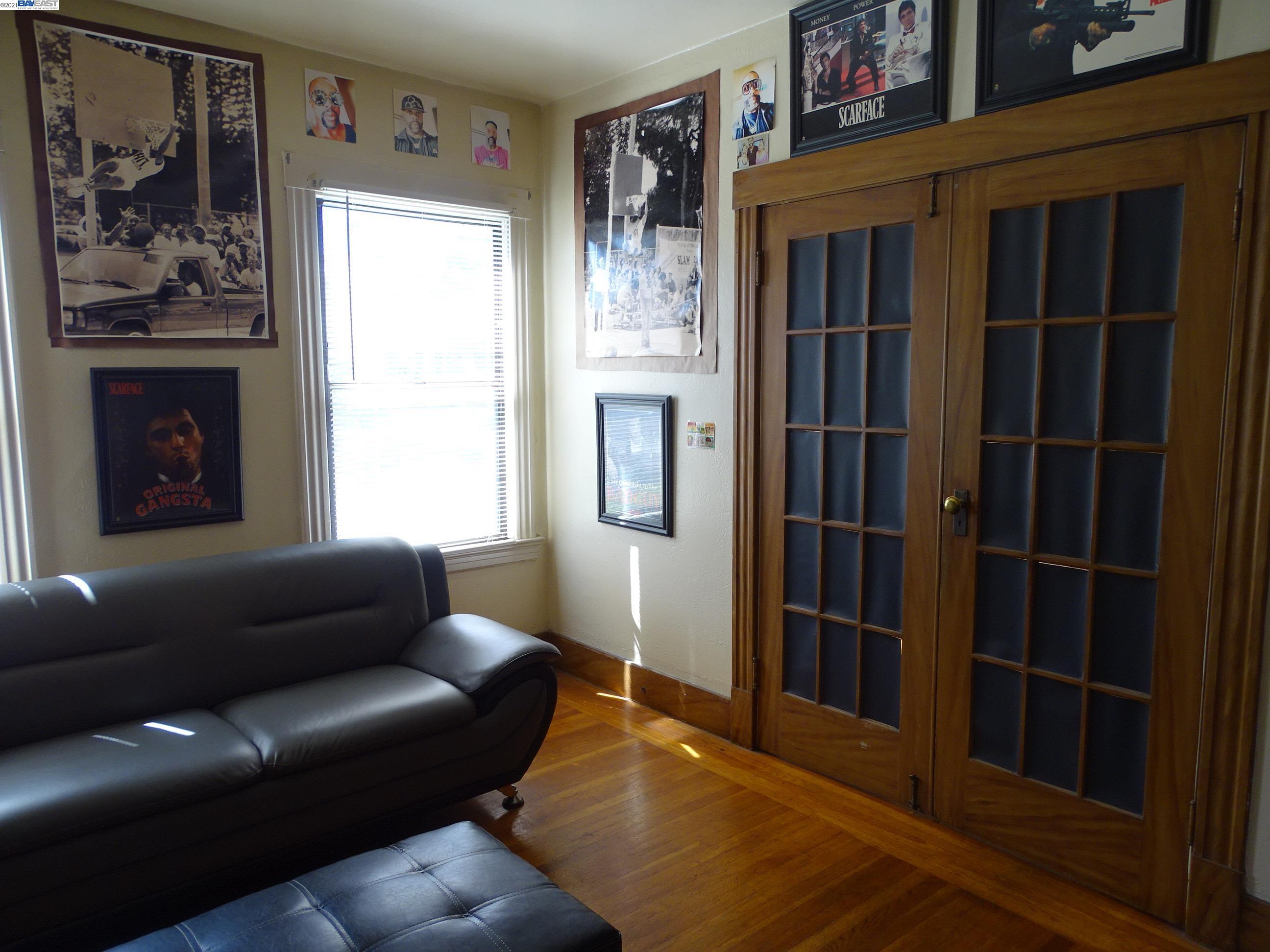2121 Santa Clara Ave, ALAMEDA, California 94501, ,Comm Ri Multi-units 5+,For Sale,Santa Clara Ave,40967290