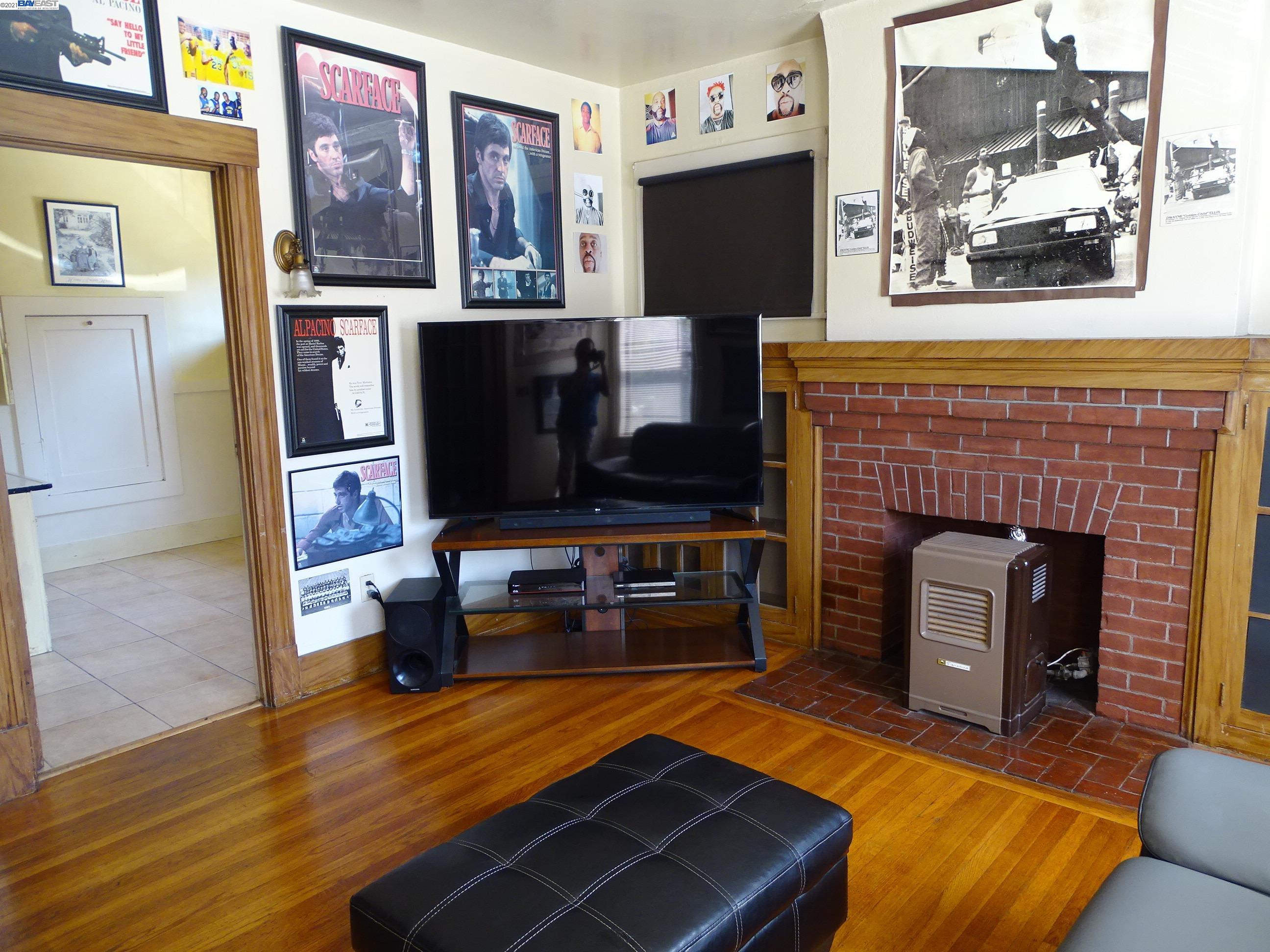 2121 Santa Clara Ave, ALAMEDA, California 94501, ,Comm Ri Multi-units 5+,For Sale,Santa Clara Ave,40967290